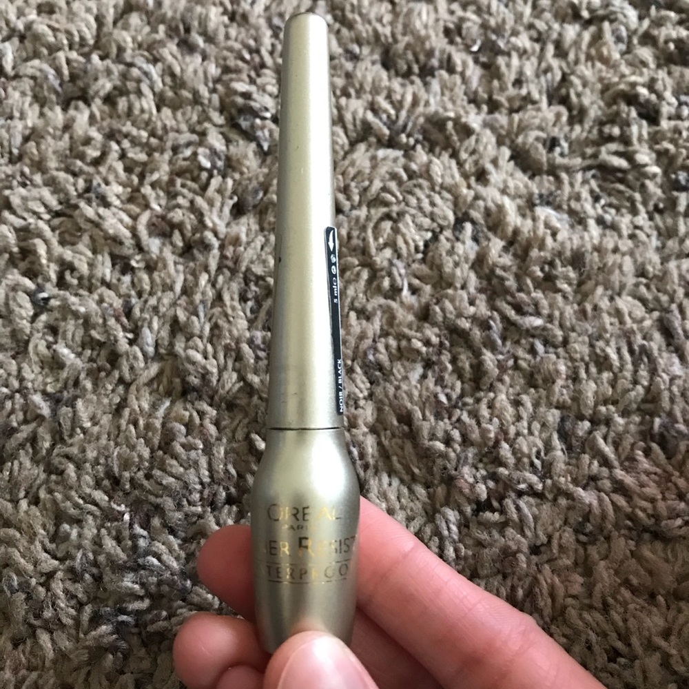 Loreal Liner Resist Waterproof